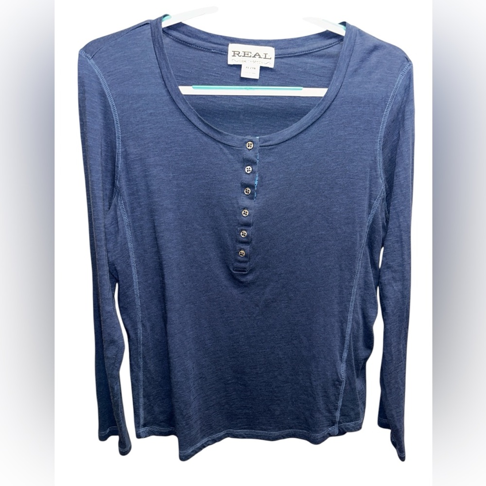 Ariat Long Sleeve Slub Henley Sz XL in Blue.